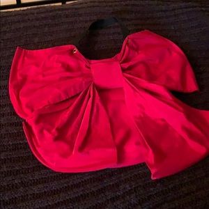 Purse can fit everything in, large